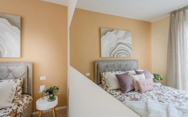 Casa Ambra in Lucca With 1 Bedrooms and 1 Bathrooms