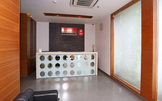 OYO 623 Hotel Suncity Premiere