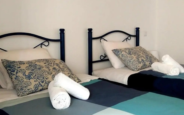 Orange 3 Hostel