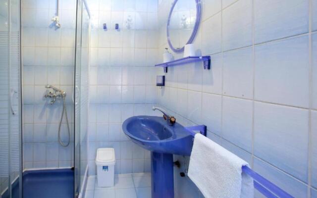 Apartments More - 300 m from beach