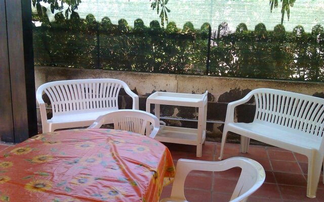 Apartment with 3 Bedrooms in Fontane Bianche, Siracusa, with Wonderful Sea View, Enclosed Garden And Wifi