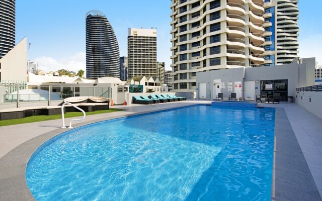 Victoria Square 2 Bed Ocean View Broadbeach