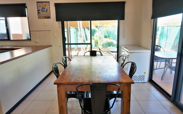 Ningaloo Breeze Villa 9