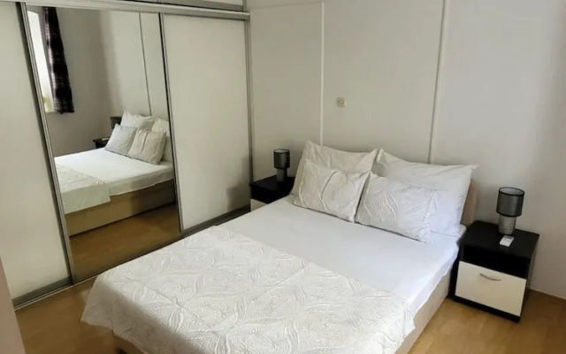 Apartment Dora