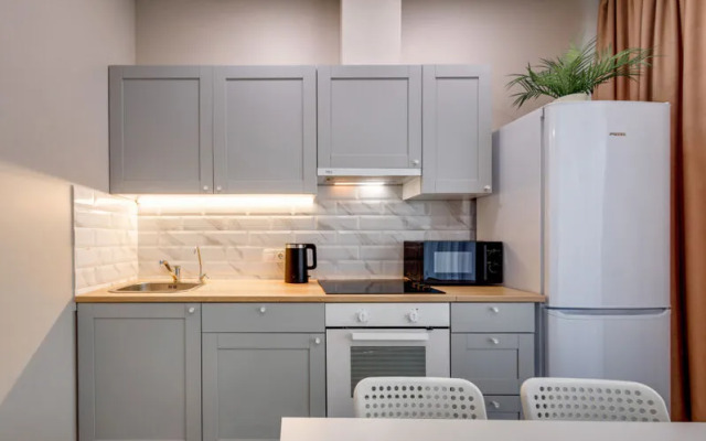 Апартаменты Фамилия Делюкс на улице Строителей, д.3