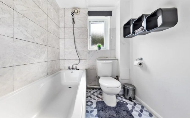 Stunning 1 Bedroom Apartment in Dagenham