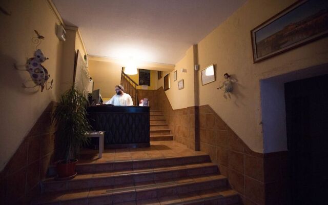 Arc House Ribera - Hostel