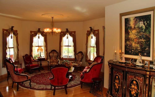 The Hurst House Bed and Breakfast