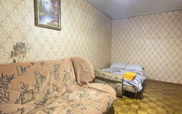 Po sutkam 33 on Stroiteley avenue 46