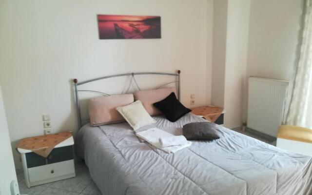 2nd Floor Apartment In Volos