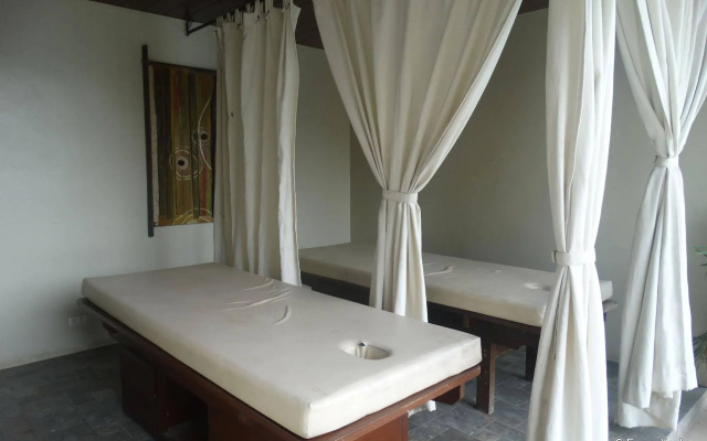 Holiday Suites Puerto Princesa