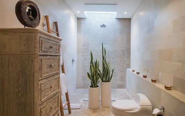 Villa Mia by Villa Finder