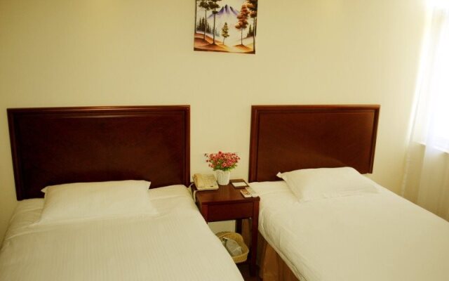 GreenTree Inn Yan an Luochuan Fuqian Street Express Hotel