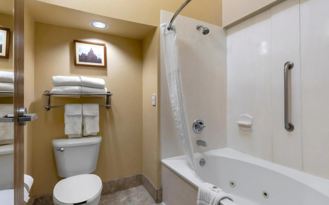 Comfort Suites DFW Airport