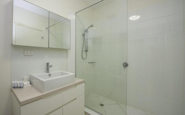 1 Bright Point Apartment 1405