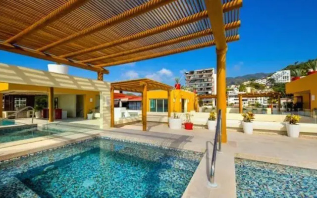 Puerto Vallarta Condo Romantic Zone Luxury Old Town