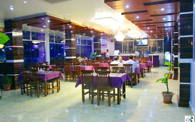 Big Hotel