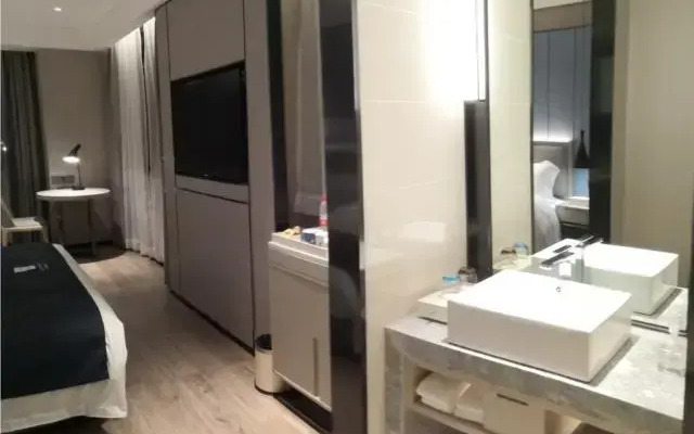 JI Hotel