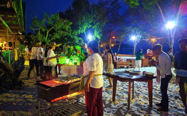Ariya Resort