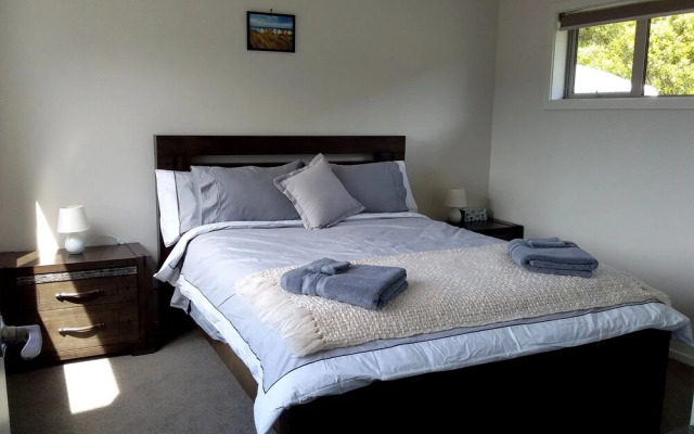 Pohara Beach Retreat