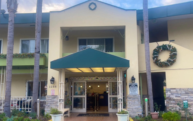 Quality Inn & Suites Anaheim At The Park