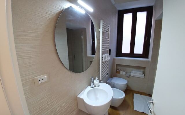 Stella CasaBono (B&B)