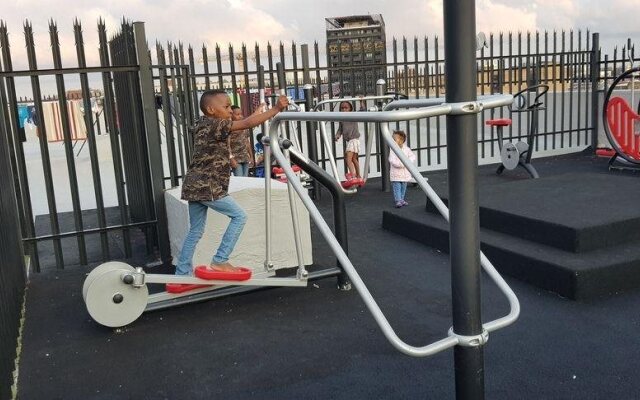 Brownstone Backpackers