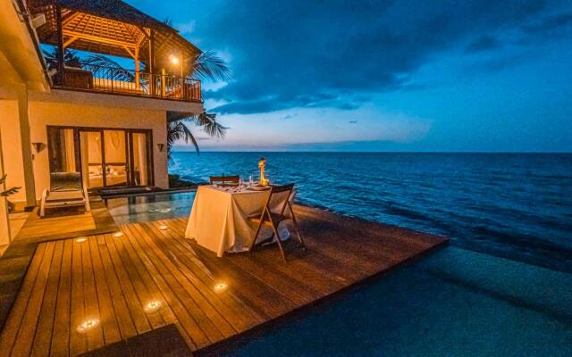 Air Sanih Beach Villa