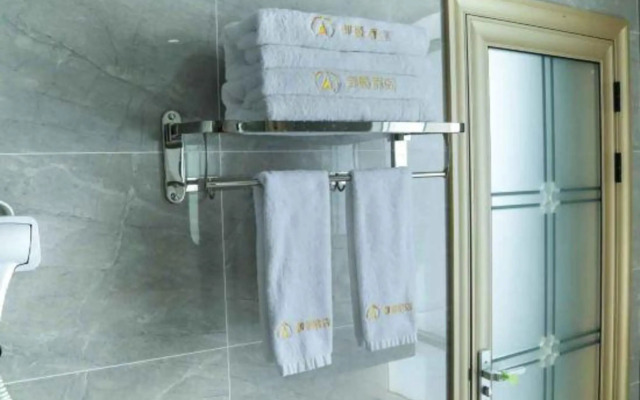 Yangjiang Yujing Hotel (Xinda City Times Square Branch)