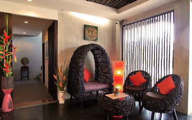 Phu-Ke-Ta, The Hip Service Apartment & Hotel