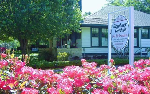 Granbury Gardens Bed and Breakfast