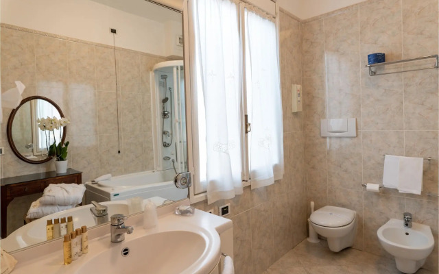 Phi Hotel Canalgrande