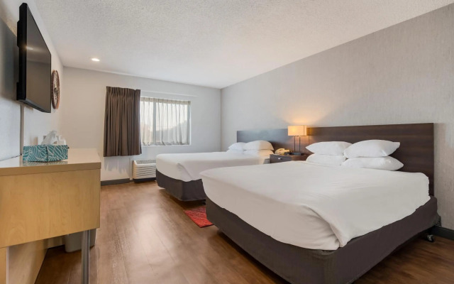 Red Lion Inn & Suites Ontario