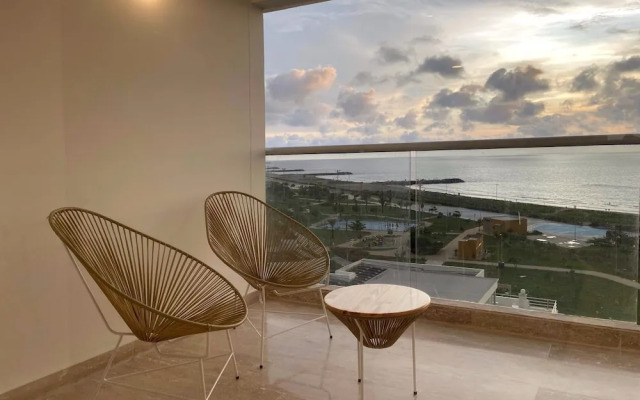 w Bright Loft w Ocean View in Crespo