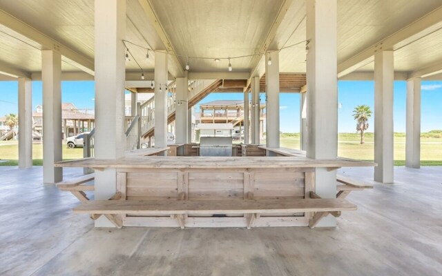 Sandy Orchid Lodge by RedAwning