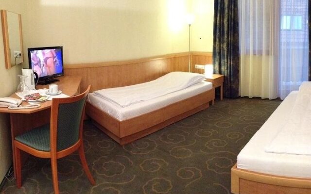 Business Hotel Semiramis