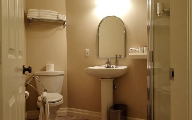 Nanaimo Ocean View Guesthouse