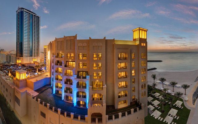 Bahi Ajman Palace Hotel