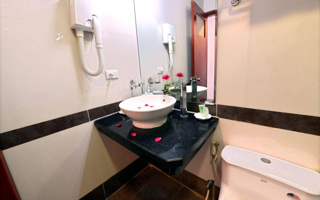 Golden Legend Boutique Hotel