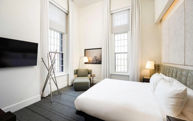 The Richardson Hotel