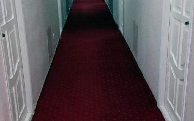 Marrion Hotel