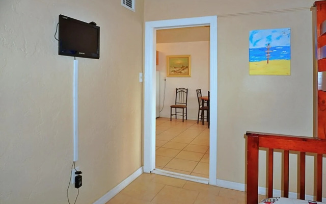 Misty Isles Redington Beachfront Suite 2