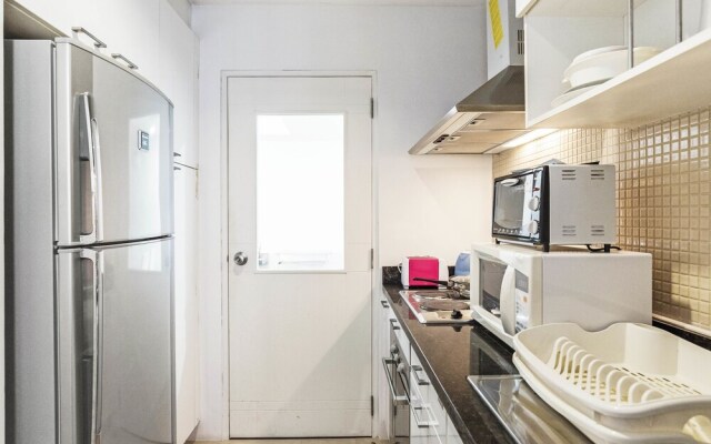 Baan Siri 24 by Favstay