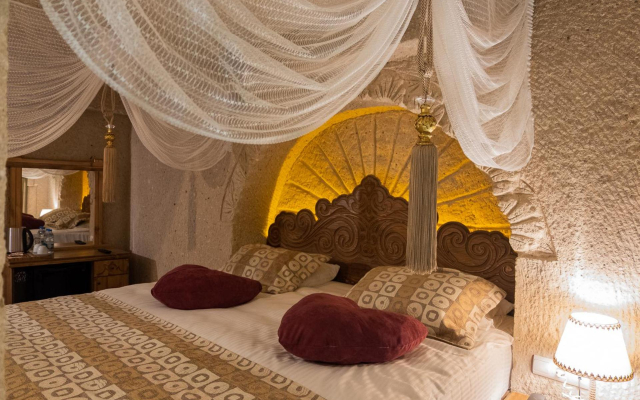 Grand Elite Cave Suites
