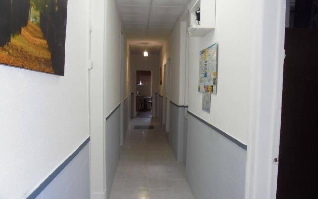 Crescent Rooms