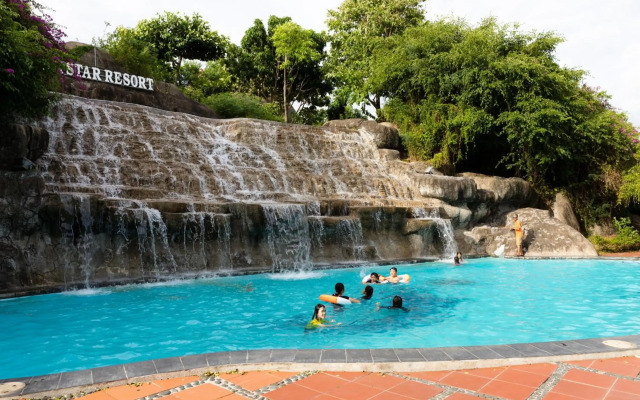 VietStar Resort & Spa