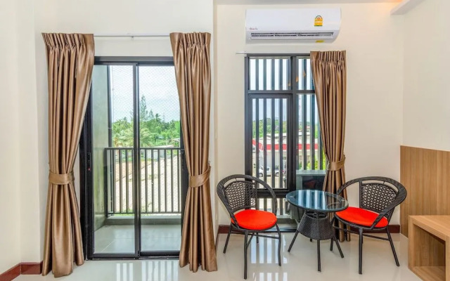 OYO 687 Canal Happiness Hotel