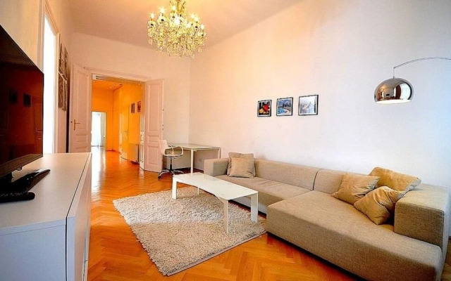Vienna Residence Spacious &amp; Tasteful Apartment in the 3rd District