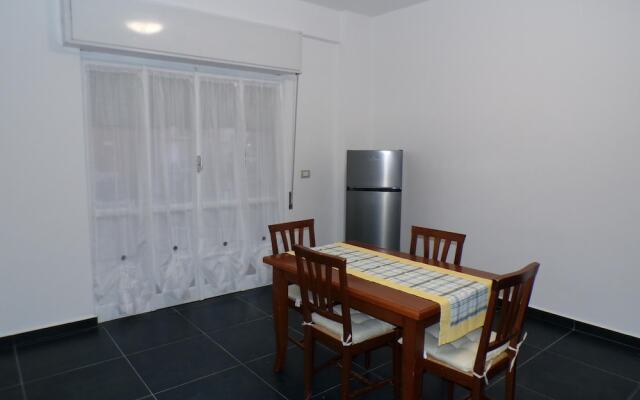 Agati Apartment With air Conditioning - Wi-fi - in the City Center