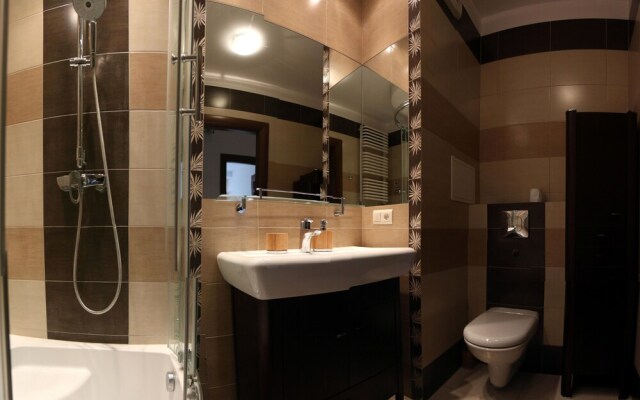 Apartament F&J 12